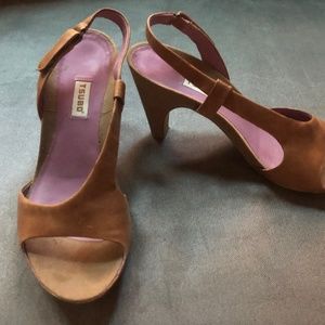 Tsubo Kiva Cork Leather & Suede Heels